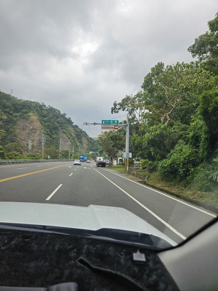 南迴公路，準備進入草埔隧道